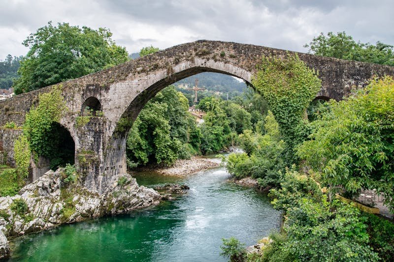 Cangas de Onís, Asturias Cangas de Onís, Asturias